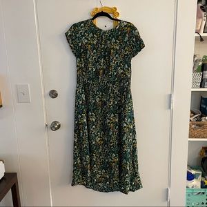 Beautiful green floral maxi cap sleeves